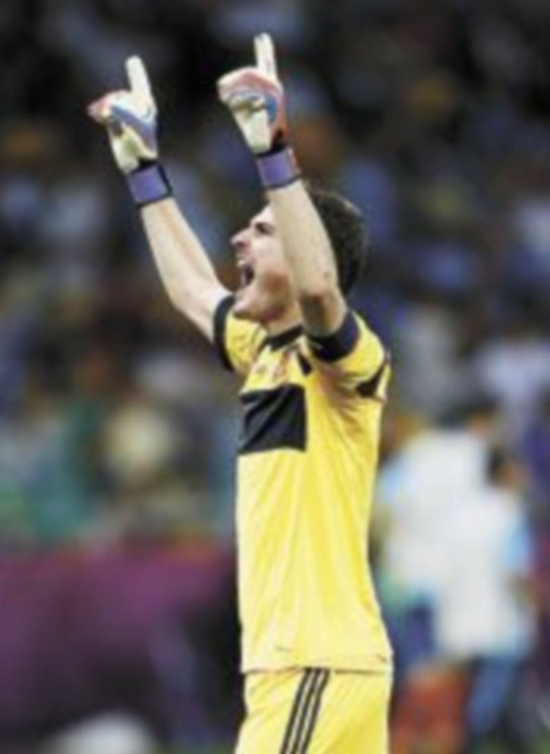 Casillas fue uno de los pilares de la ‘roja’ en la recién terminada Eurocopa. / Reuters