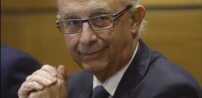 El ministro de Hacienda y Administraciones Públicas