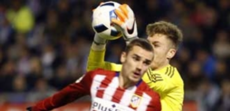 Atleti y Celta buscan un gol 1 Griezmann choca con el portero del Celta