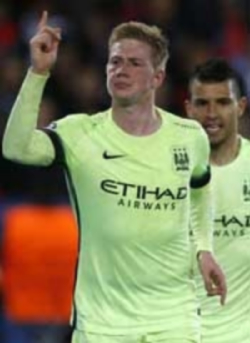 De Bruyne celebra el gol que dio el pase a semifinales al Manchester City. / EFE