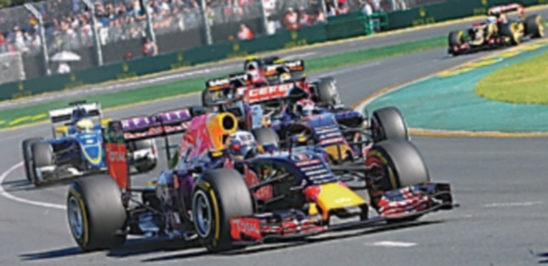 Daniel Ricciardo a los mandos de su Red Bull durante el Gran Premio de Australia