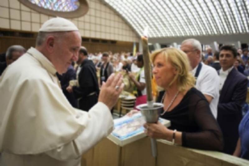 El Papa demostró compasión por las situaciones familiares irregulares. / EFE