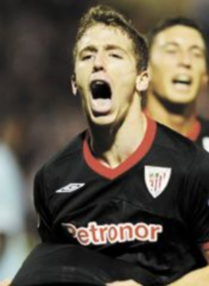 Muniain tendrá que suplir la ausencia de Llorente. / Reuters