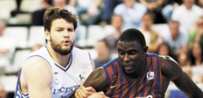 El Barça logró una abultada victoria en la cancha del Lucentum Alicante en el segundo encuentro de la serie. / Europa Press.