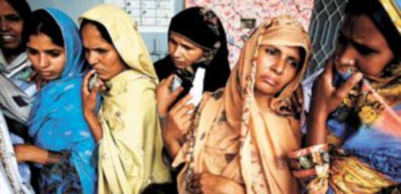 A pesar de las amenazas de los talibanes