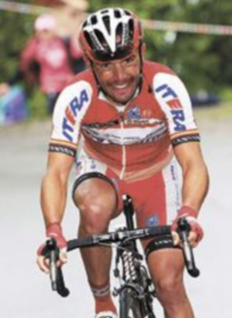 ‘Purito’ Rodríguez recuperó ayer el liderato de la ronda italiana. / Reuters.