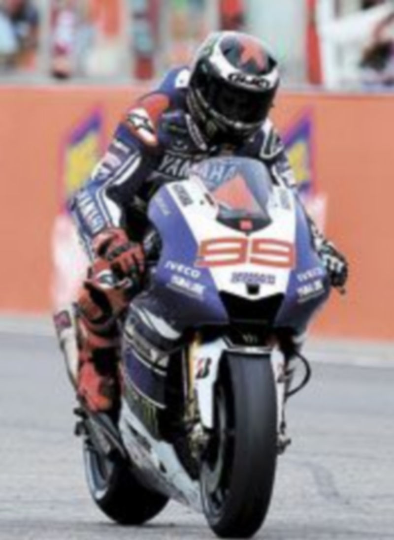 Lorenzo está a 39 puntos de Márquez en la clasificación. / Efe