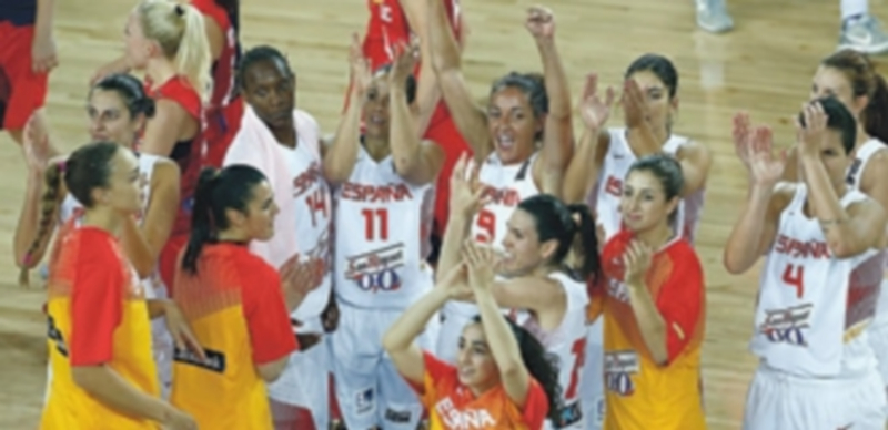 Parte del equipo nacional de baloncesto femenino