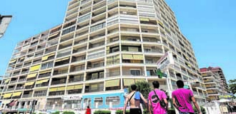 Seis detenidos por estafar 345.000 euros mediante una multipropiedad 1 La organización criminal operaba desde las provincias de Málaga y Alicante. / Efe