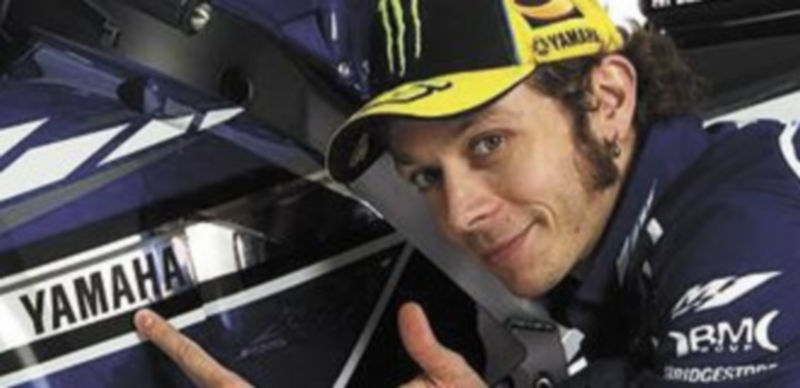 Valentino Rossi lideró la segunda jornada de ensayos oficiales en Jerez.