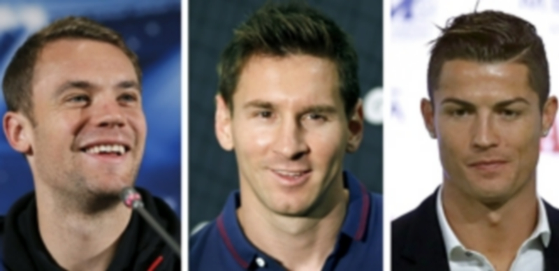 El meta alemán del Bayern de Múnich Manuel Neuer (i)