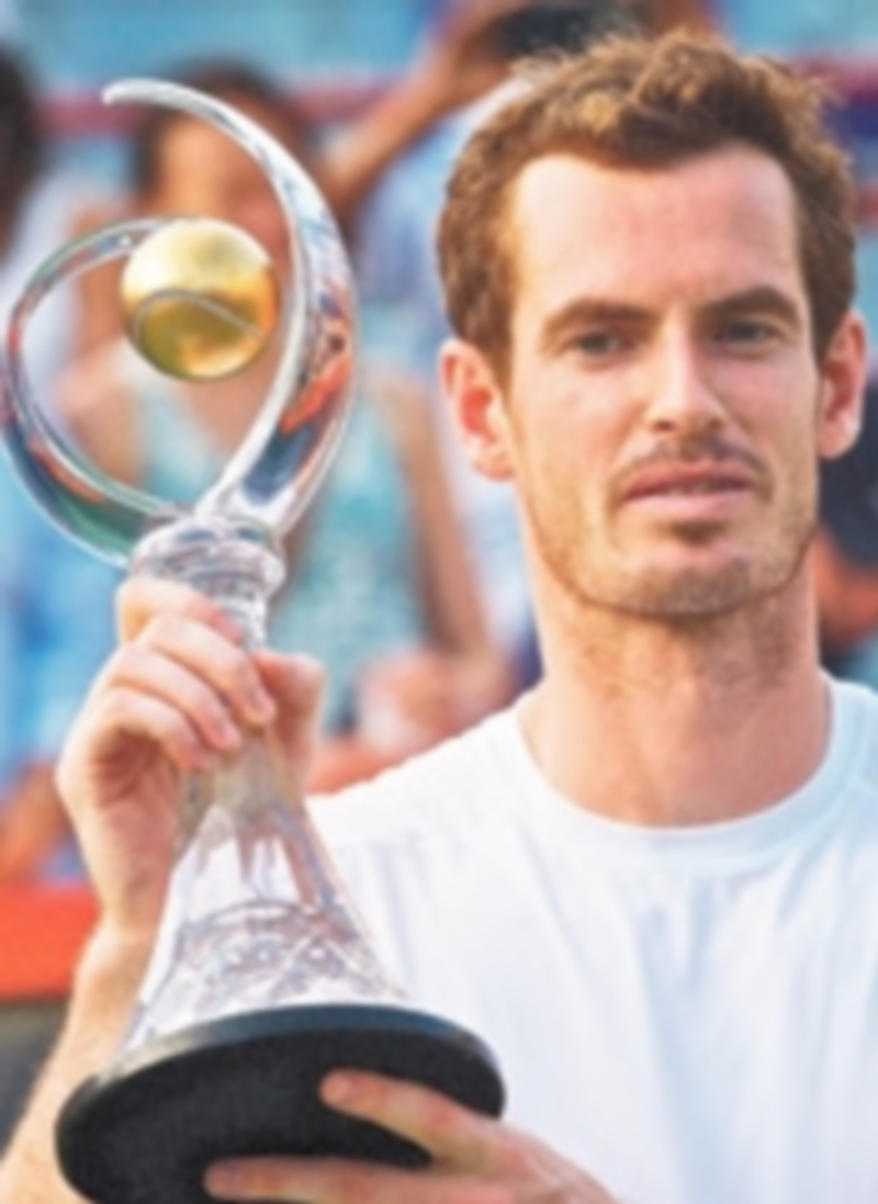 Hasta cinco bolas de partido necesitó Murray para ganar a su gran rival. / Efe