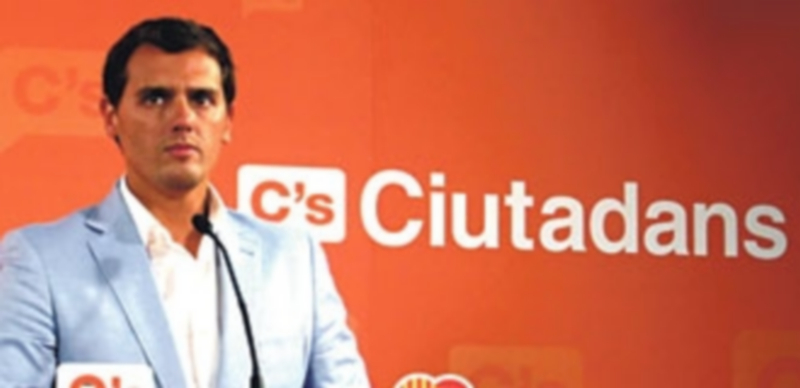 Rivera acusa a Mas de ir al Parlament en ‘precampaña’ 1 El presidente de Ciudadanos