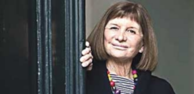 Alicia Giménez Barllett se hizo con el Premio Planeta de Novela 2015 1 La escritora albaceteña fue la ganadora de la LXIV edición del certamen