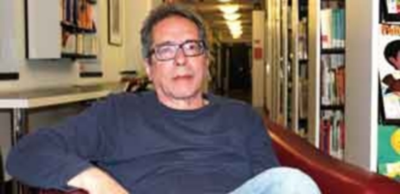 El escritor argentino César Aira revela que siempre le ha gustado que sus libros no sean fáciles de encontrar. / Efe