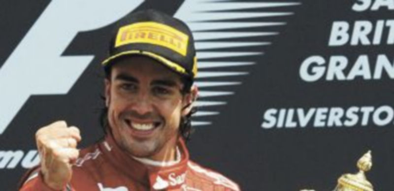 Alonso intentará conseguir este año su primer Mundial con la marca del ‘Cavallino Rampante’. / Reuters.