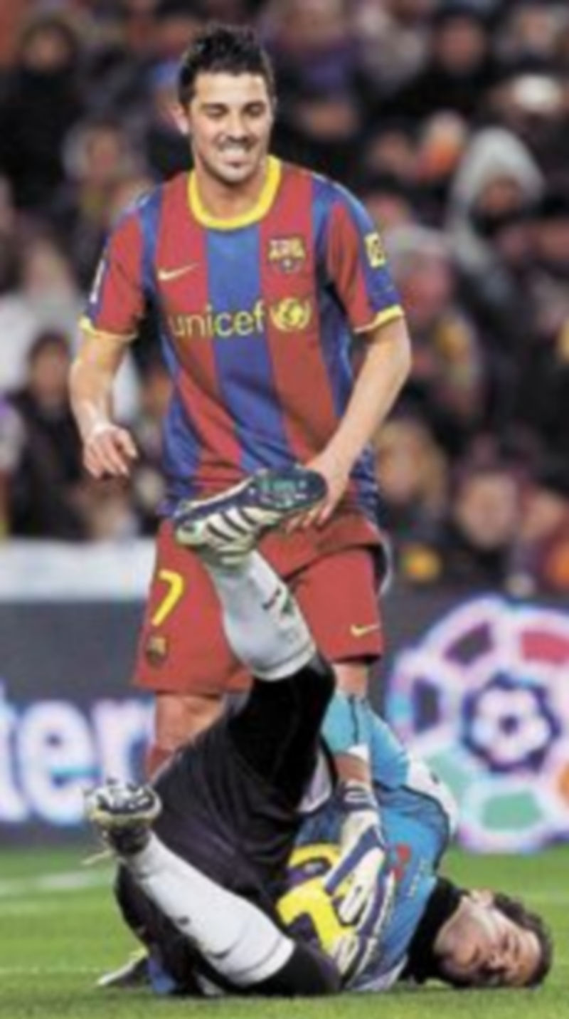 Villa lamenta una ocasión fallada el pasado sábado ante el Racing. / Efe