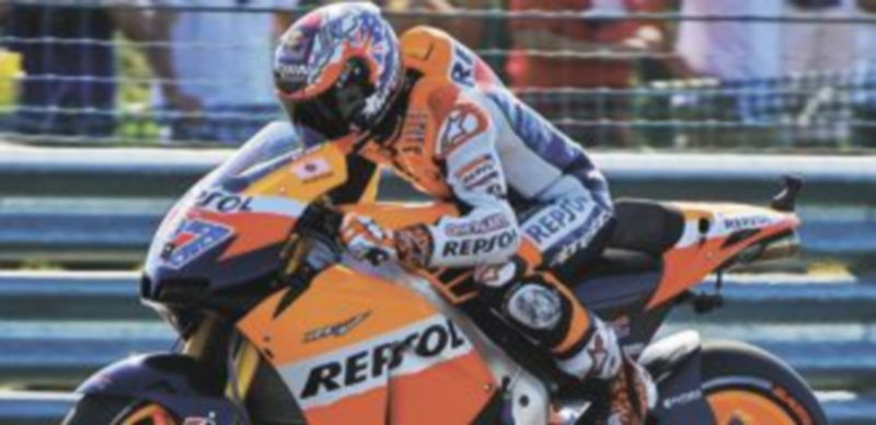 Stoner volvió a mostrar su supremacía en la categoría reina. / T. Maury (efe)