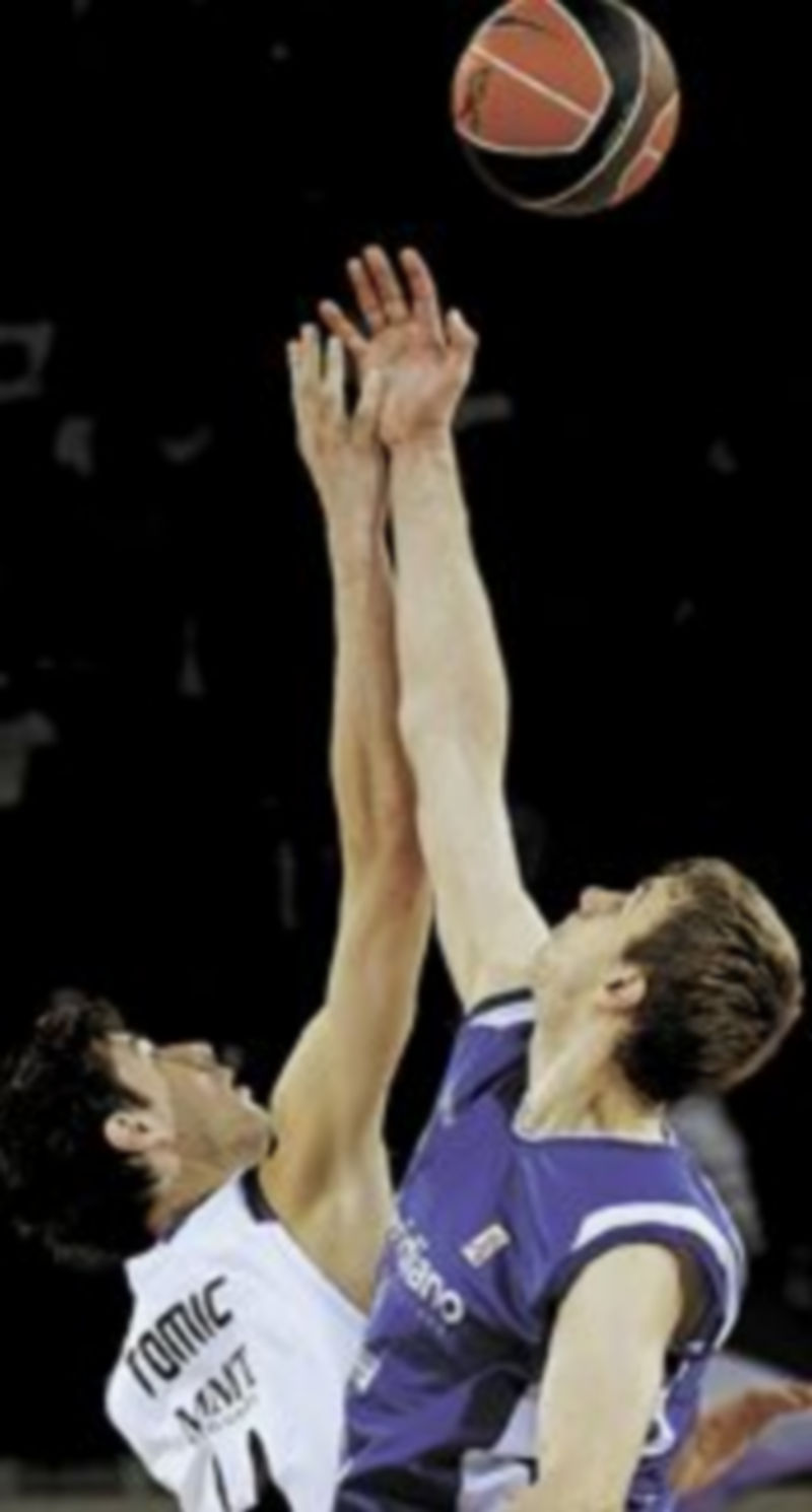 Ante Tomic acabó el encuentro con 12 puntos. / Efe