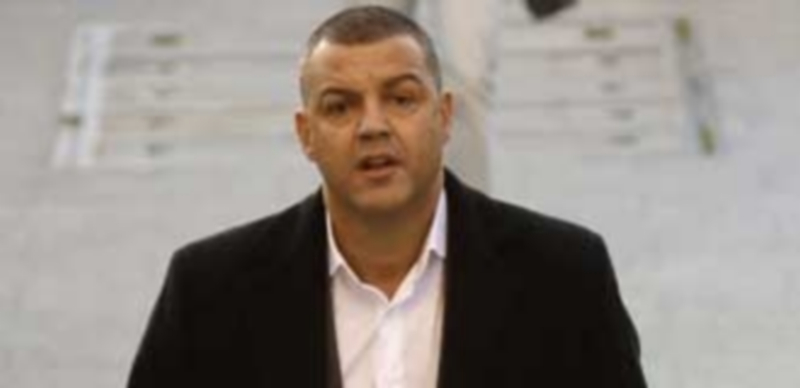 Miguel Ángel Flores