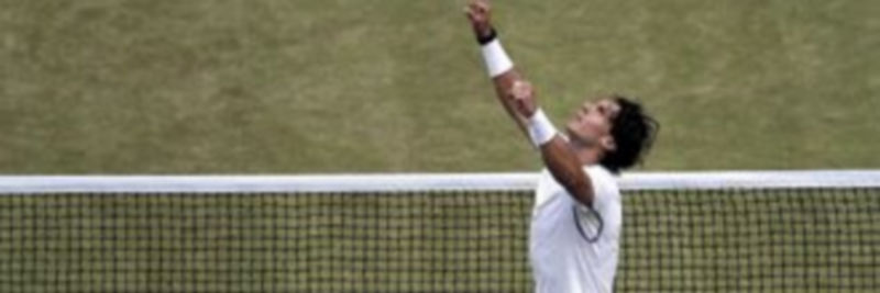 Gesto de desahogo y felicidad del español tras lograr el pase a su quinta final en el All England Tennis Club. / REUTERS