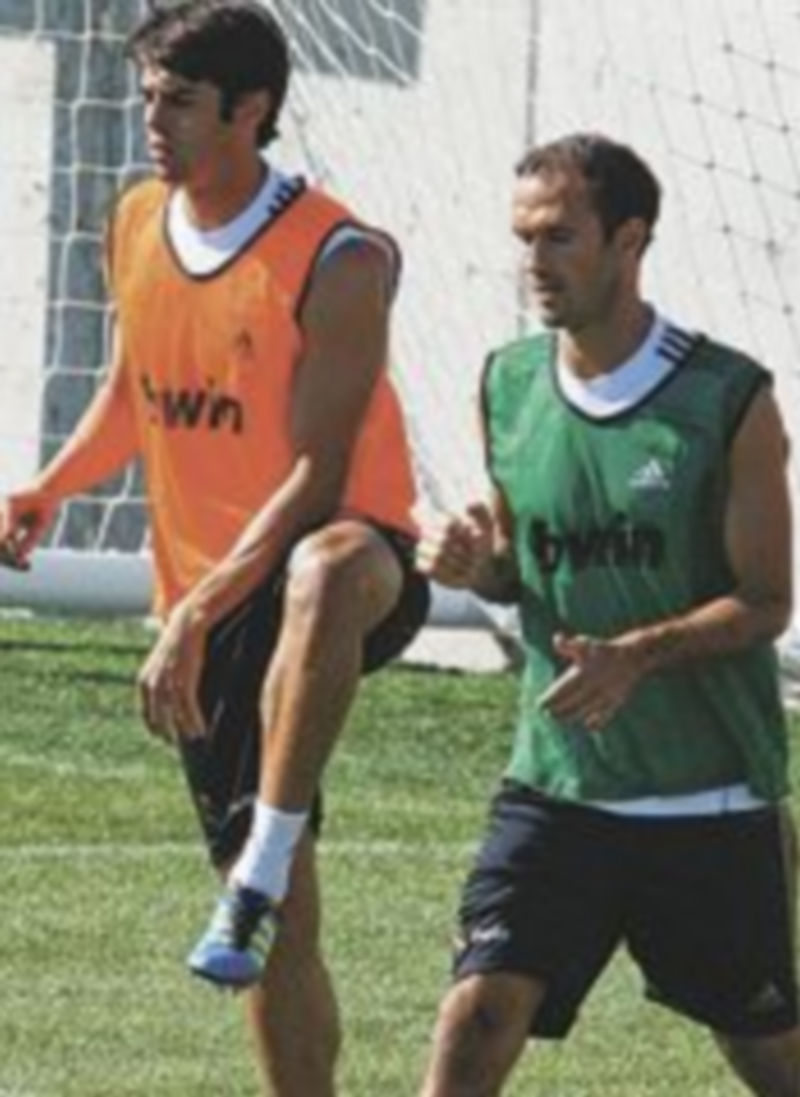 Kaká y Carvalho.