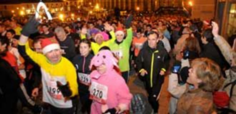 Salida de la prueba de mayores de la pasada San Silvestre. / Alberto Benavente