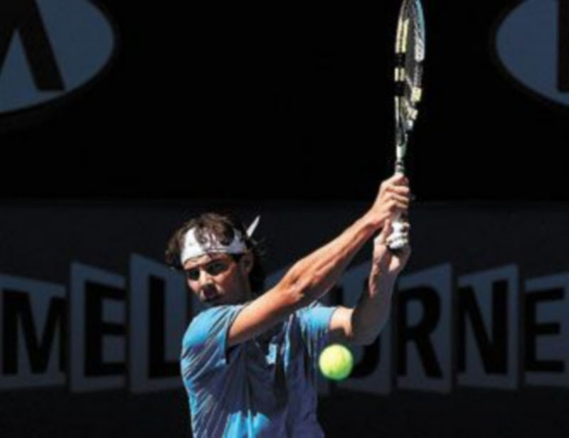 Rafa Nadal defenderá en Melbourne su título de 2009. / EFE