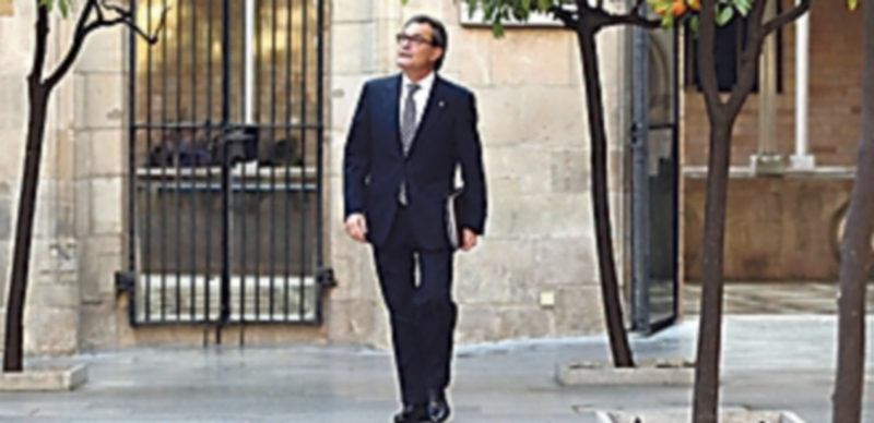 Junts pel Sí y la CUP pactan un preacuerdo de investidura 1 El presidente de la Generalitat en funciones