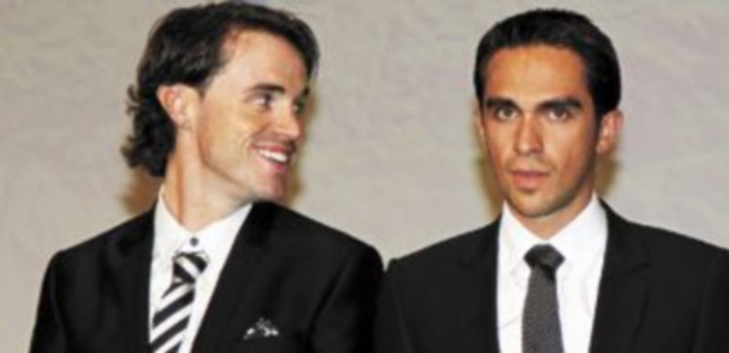 ´Samuel Sánchez y Alberto Contador acudieron a la capital gala para la presentación de la ronda gala. / Reuters.