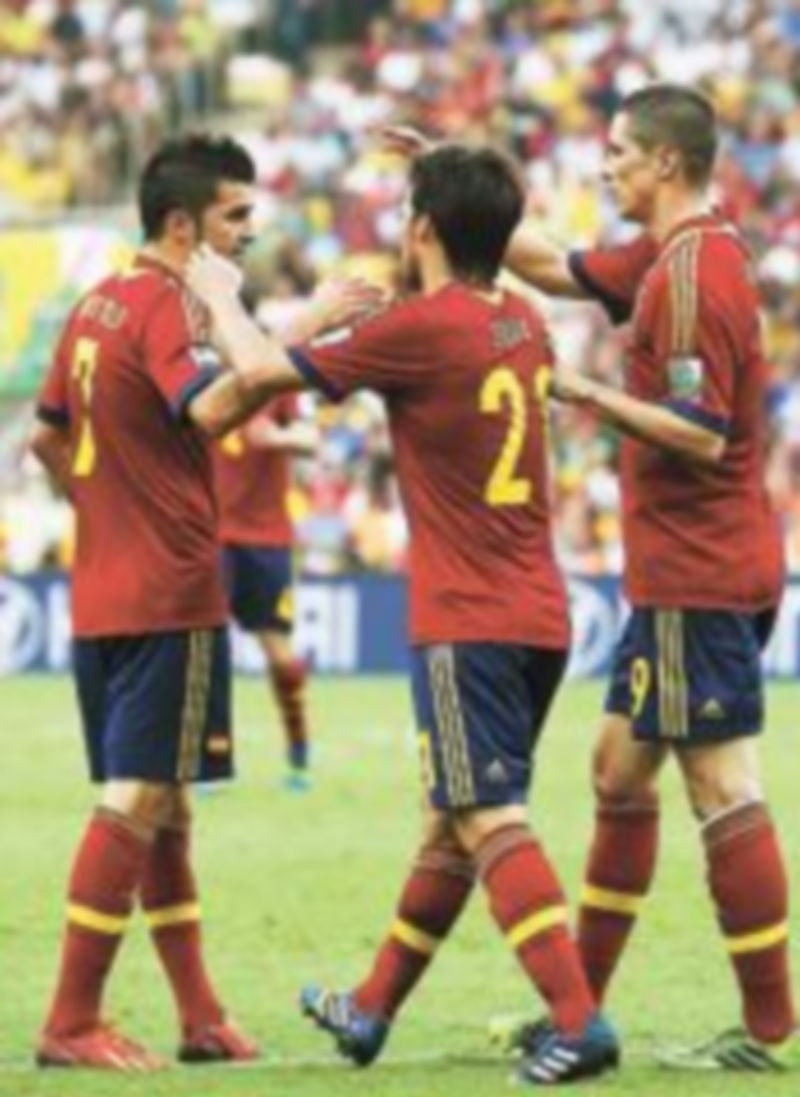 Villa y Torres felicitan a Silva