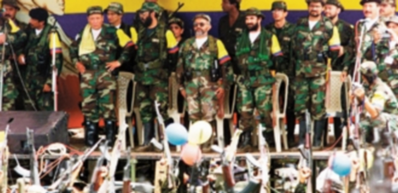 Foto de archivo de los líderes de las Fuerzas Armadas Revolucionarias de Colombia.