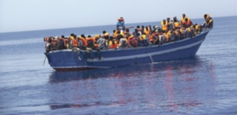 Bruselas pide a España que acoja a un total de 5.800 refugiados 1 La Unión Europea está intentando erradicar el problema de la inmigración en el mar Mediterráneo. / Europa Press