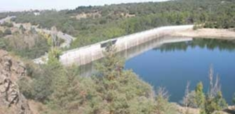 El Ayuntamiento de Segovia insiste en defender el recrecimiento del embalse de Puente Alta o Revenga (en la imagen)