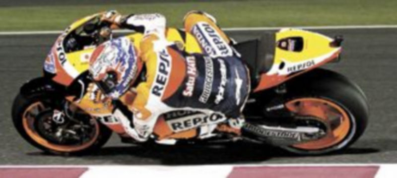 Stoner demostró que se ha acoplado a la perfección a su nueva máquina. / Reuters