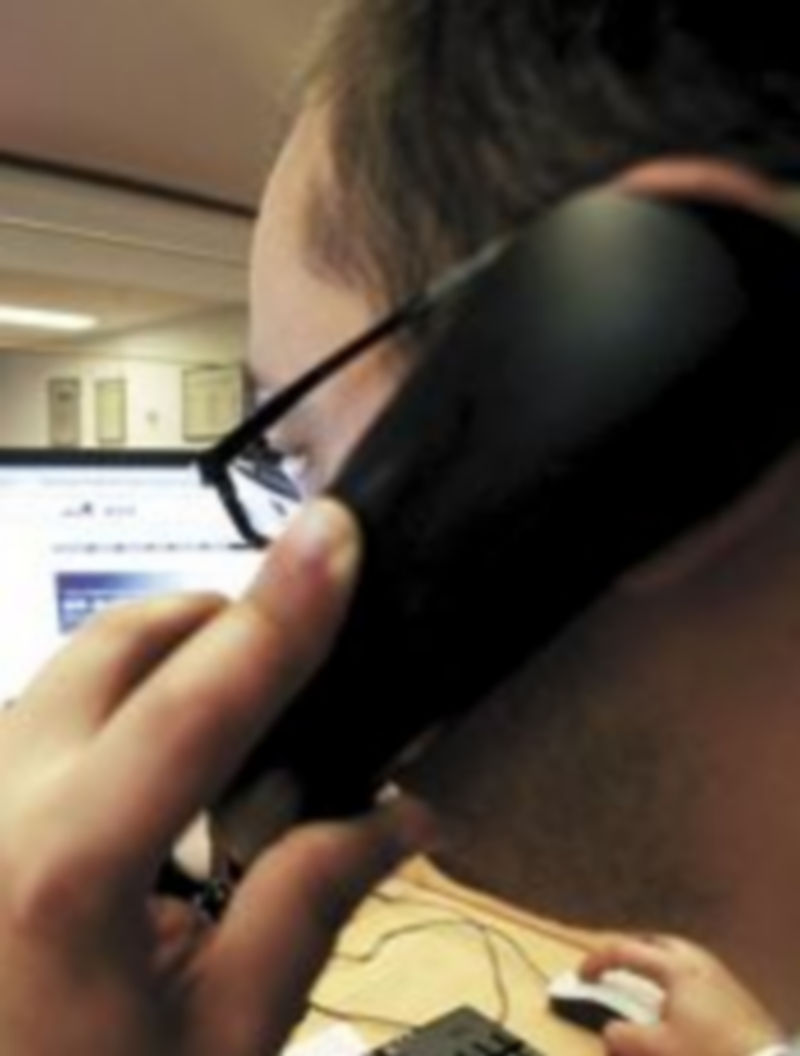 El recorte de Moody’s empujó a la Bolsa lisboeta a un fuerte descenso y disparó los intereses de su deuda./ Efe