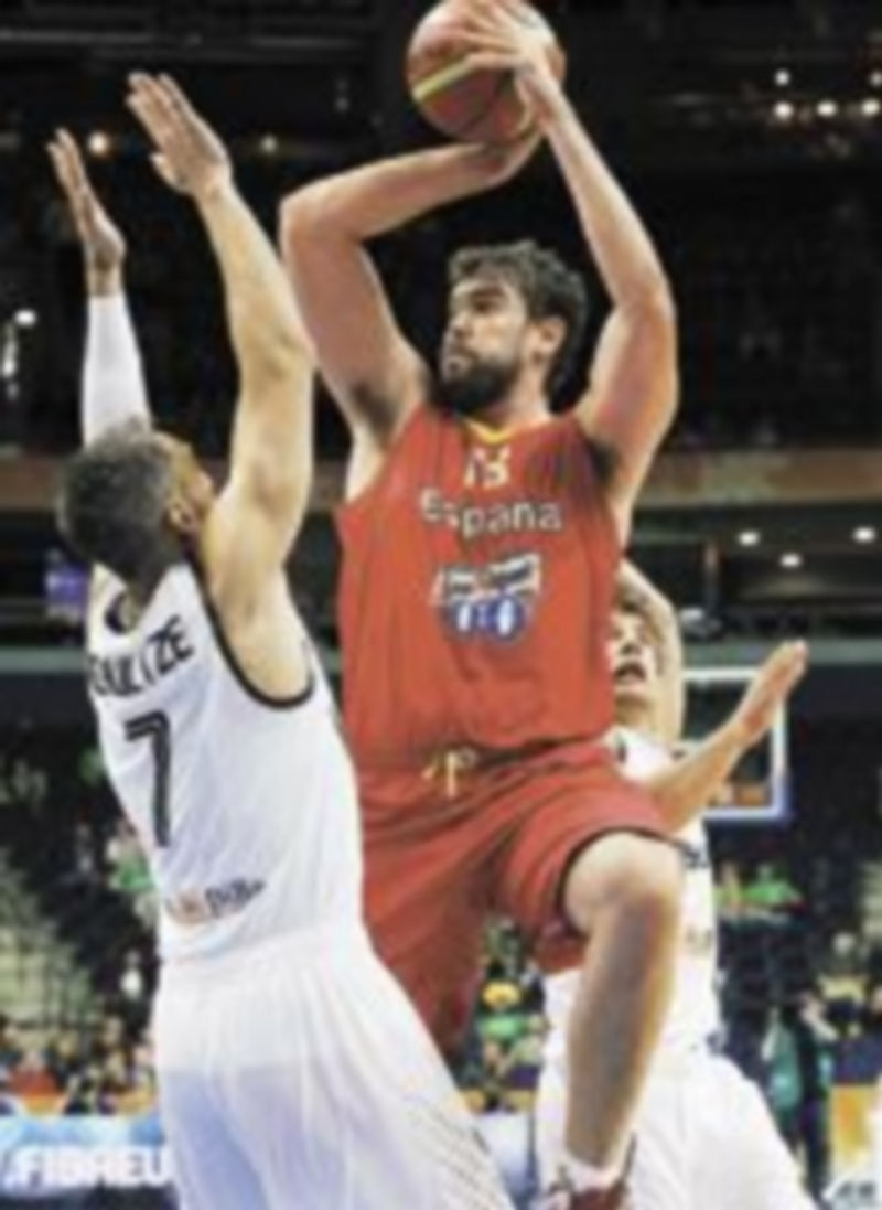 Marc Gasol fue el máximo anotador del choque con 24 puntos. / Juanjo Martín (Efe)