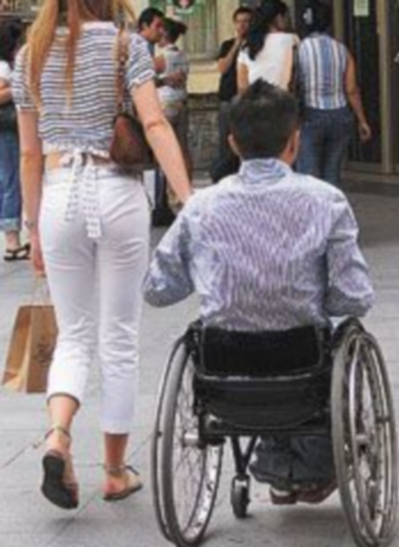 Las mujeres suelen ser las cuidadoras.