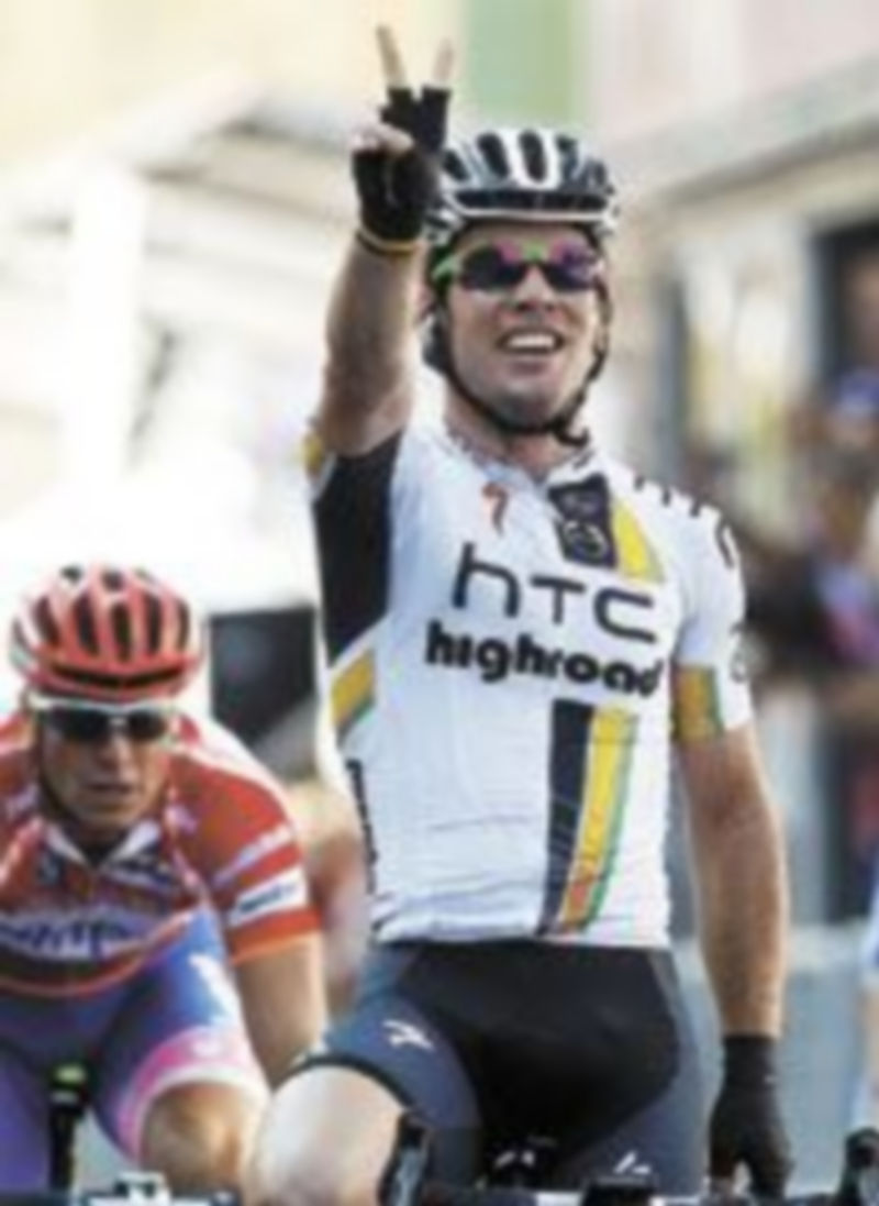 Cavendish festeja su segunda victoria en la presente edición. / Reuters