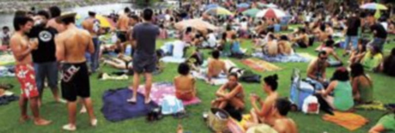 Imagen de la reunión celebrada ayer en Villafranca del Bierzo. / Ical