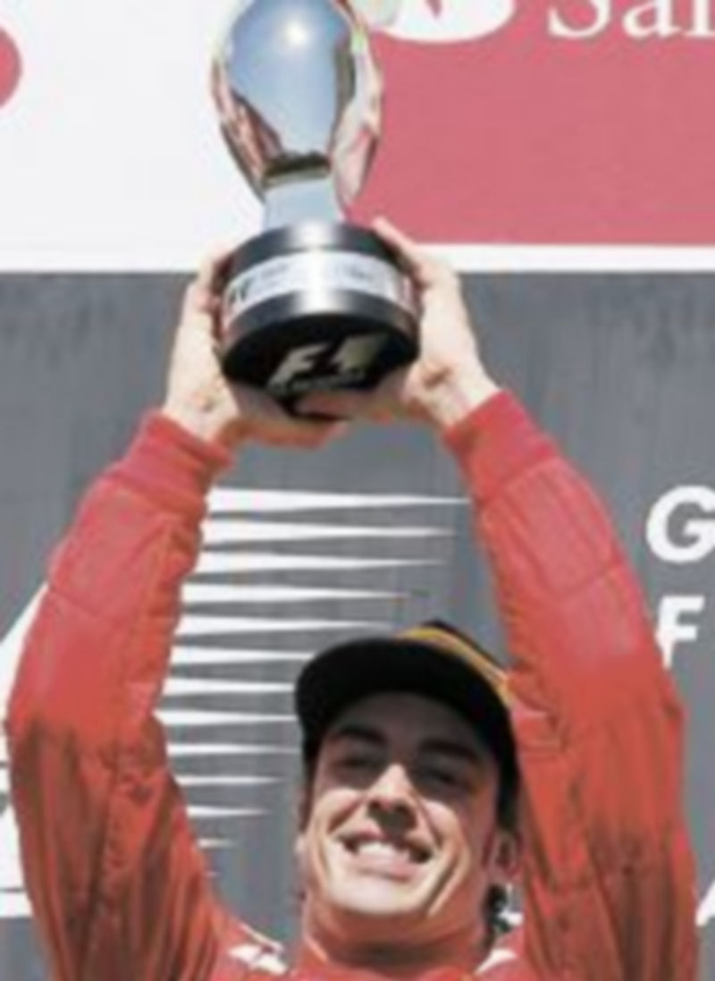 Alonso luchará por repetir el triunfo logrado en Valencia. / Reuters