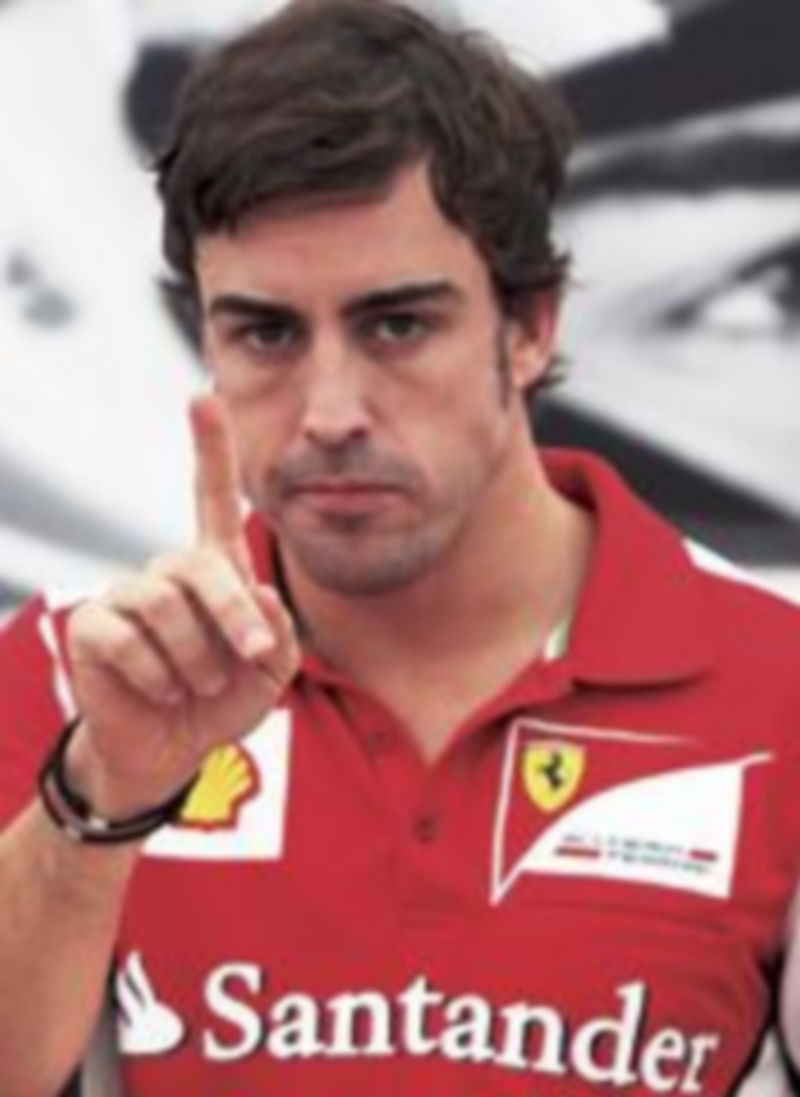 El español sigue al frente del Mundial con cuatro puntos de ventaja respecto a Vettel. / Reuters