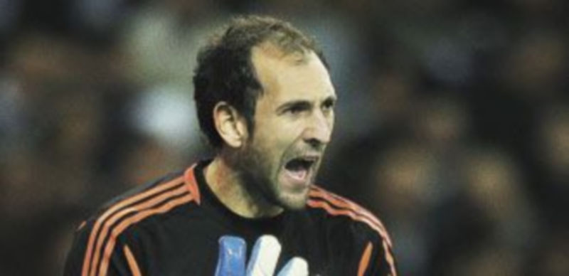 Diego López seguirá bajo los palos de la portería blanca. / Reuters