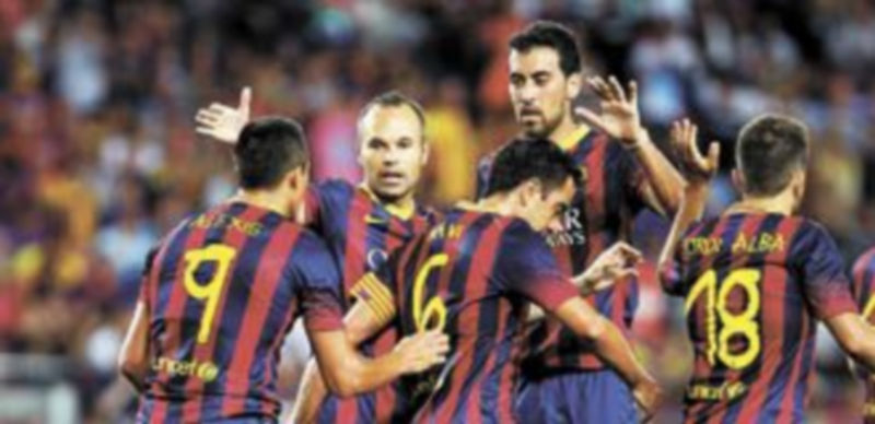 El chileno Alexis Sánchez será uno de los hombres más adelantados del equipo azulgrana. / Efe