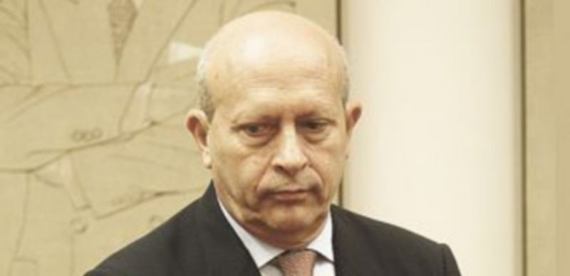 El ministro José Ignacio Wert poco antes de su comparecencia. / Europa Press