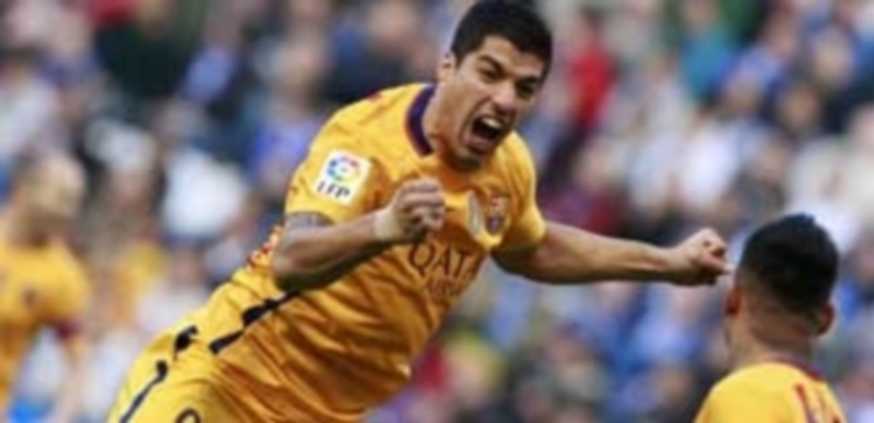 Suárez se apunta al pleno 1 Luis Suárez celebra con rabia el primer gol del Barça