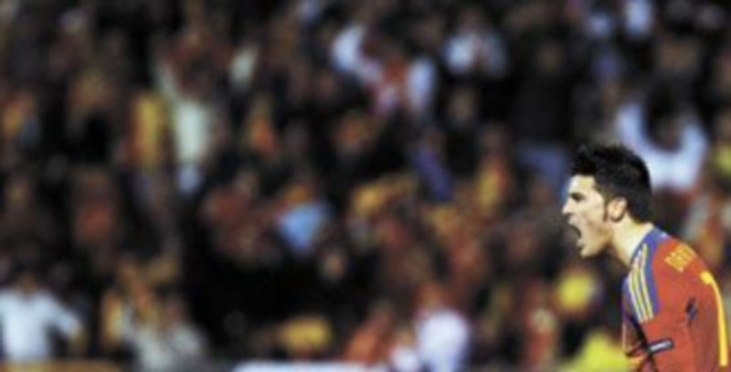 El delantero asturiano David Villa acumula 46 tantos en 72 apariciones con el combinado patrio. / Reuters.