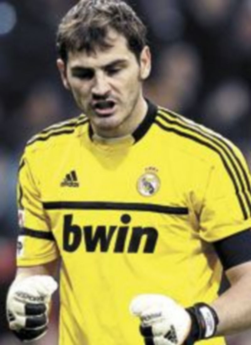 El brasileño Marcelo consiguió el tanto del empate y el primero del bloque de Mourinho. / Reuters