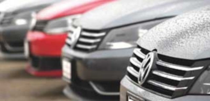 El grupo automovilístico afirma que está ultimando un plan de acción para ofrecer soluciones antes del 31 de octubre. / EFE