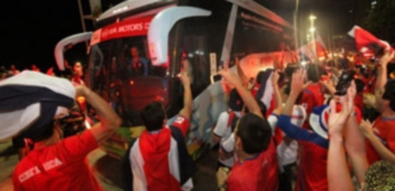 La afición costarricense está viviendo un sueño. / Efe